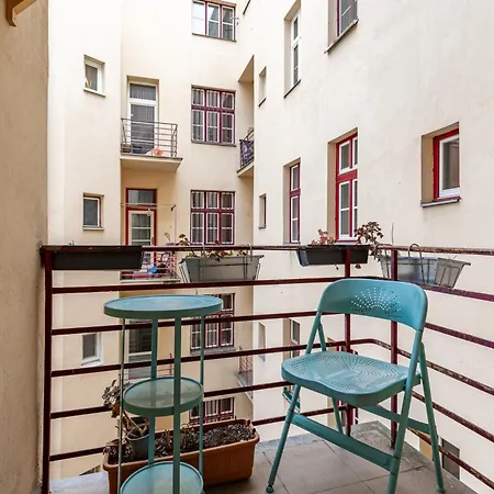 Prime Location Residence, Private Parking *